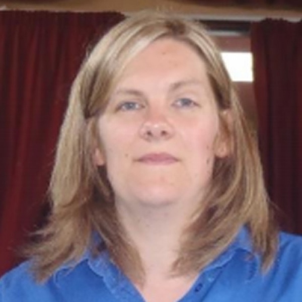 Mrs D Armstrong